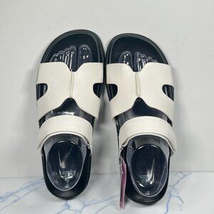 NWT Wild Fable Hayley White & Black Velcro Slip-on Sandal Ladies Size 8.5